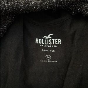Hollister Classic Black Tee